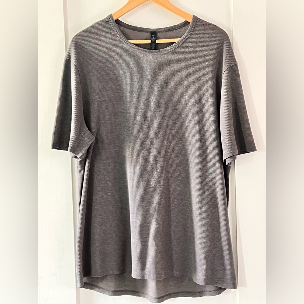 Lululemon Men's XXL Shift Stitch Waffle Knit Taupe Crewneck 2X Large Shirt Tee